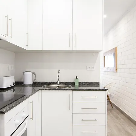 Novus Homes Barcelona Santa Eulalia Apartamento