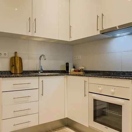Novus Homes Barcelona Santa Eulalia * L’Hospitalet de Llobregat