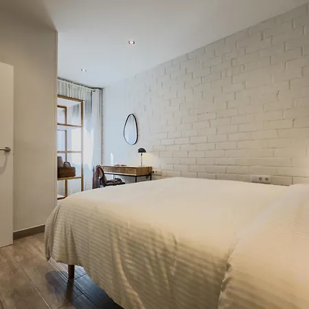 Novus Homes Barcelona Santa Eulalia * L’Hospitalet de Llobregat