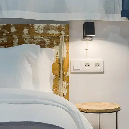 Novus Homes Barcelona Santa Eulalia Lejlighed *