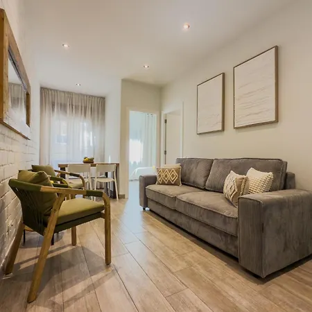 Apartamento Novus Homes Barcelona Santa Eulalia *