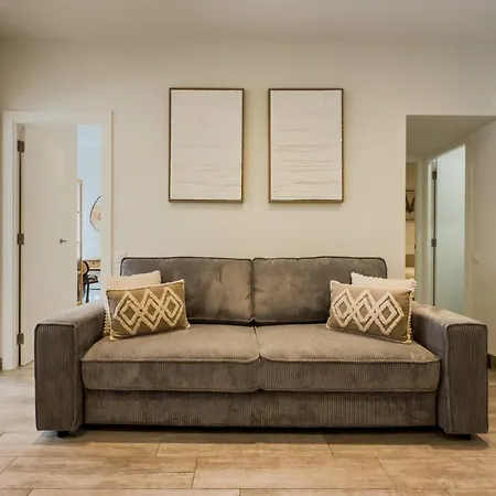 Novus Homes Barcelona Santa Eulalia